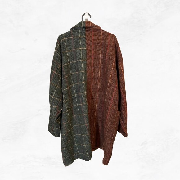 Dressed in Lala Scorpio OG Half + Half Oversized Coat - Picture 4 of 6